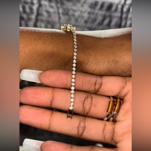 Oval Bridal - Picture 3 of 8